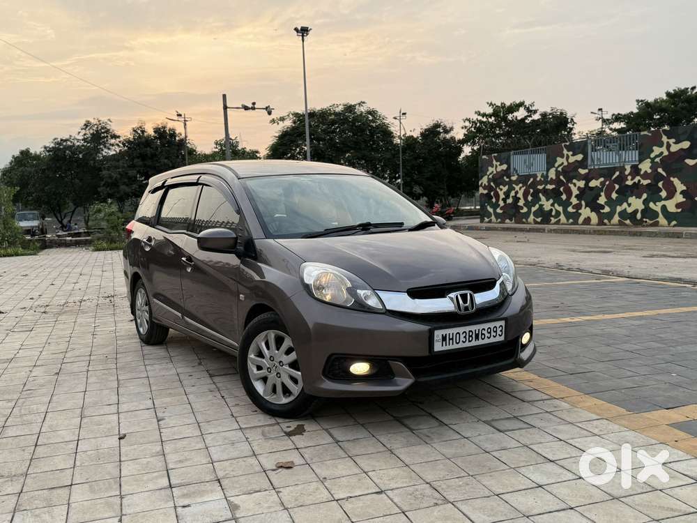 Honda Mobilio 1.5 V i-VTEC, 2015, Petrol