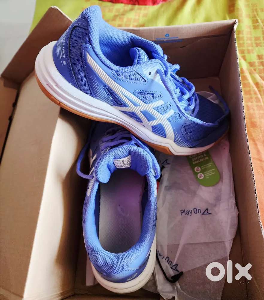 Asics Women Indoor court Shoes (Sports like badminton)