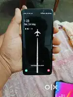 Selling my phone with box