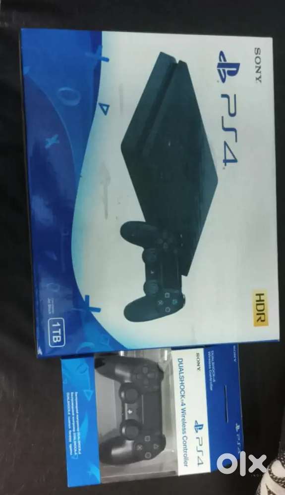 PS4 -1TB - perfect condition