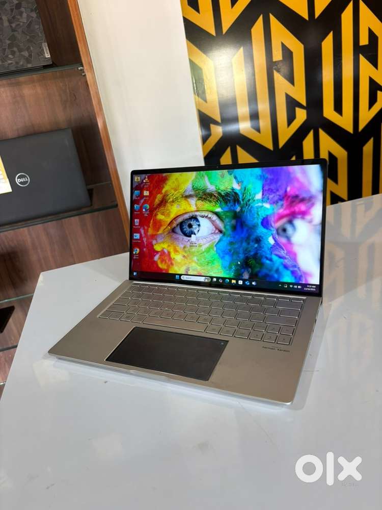 Asus zenbook in i5 10th with 1 tb ssd
