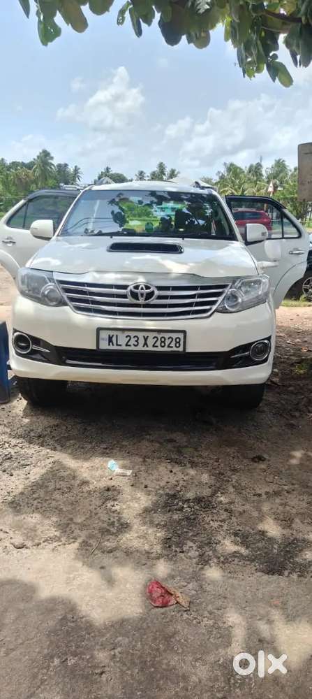 Toyota Fortuner 2013
