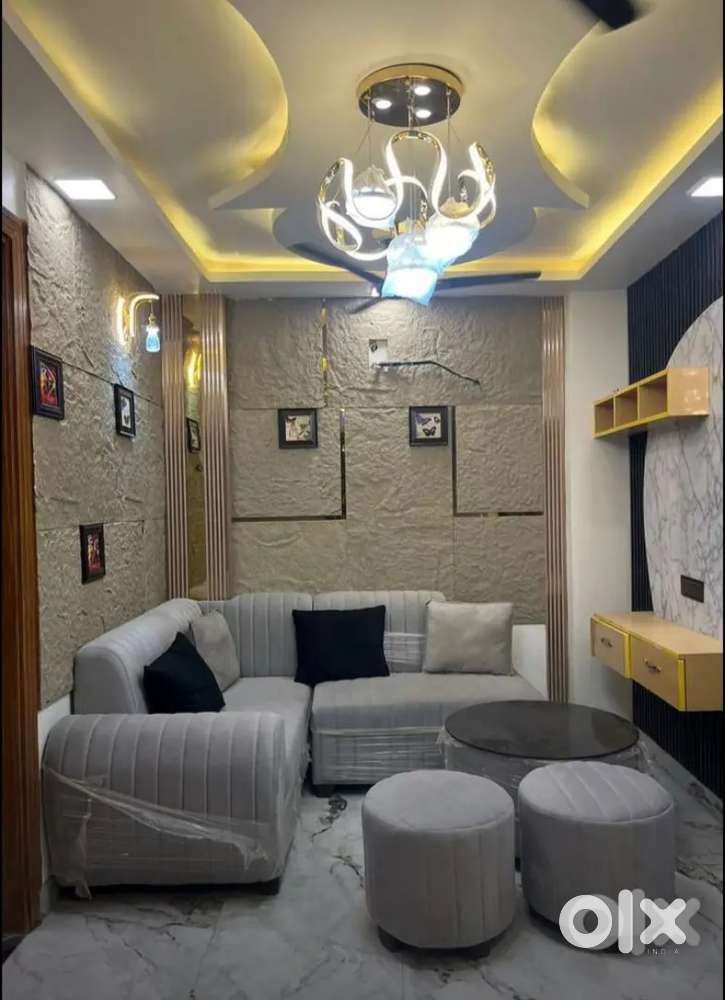 New builder floor on road near metro station only400000 90%loanke sath