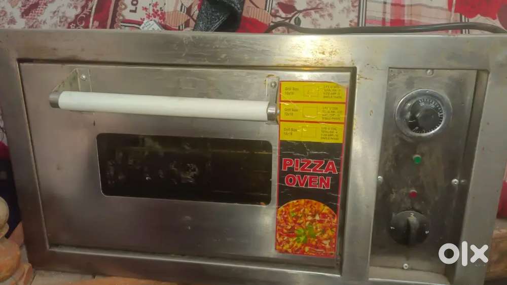 Commerical pizza oven