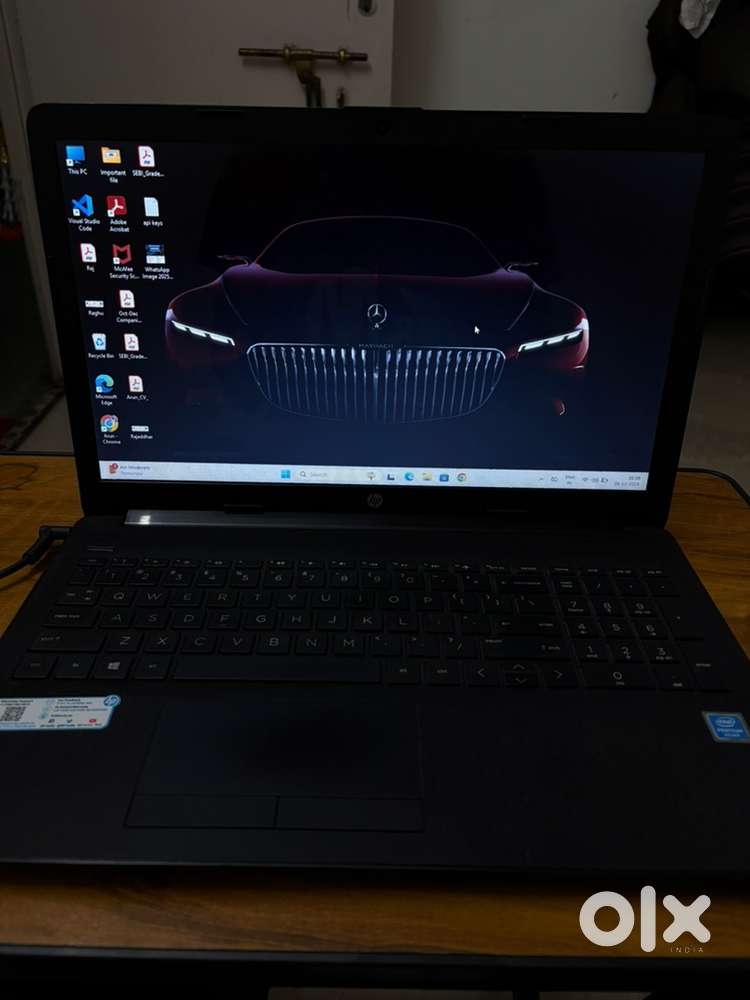 Hp laptop urgently selling