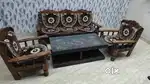5 seater sofa complete set with table urgent need of cash (negotiable)