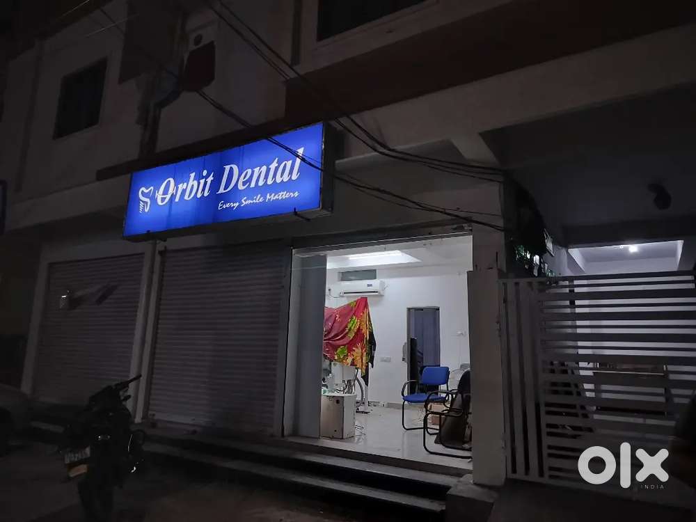 Dental assistant