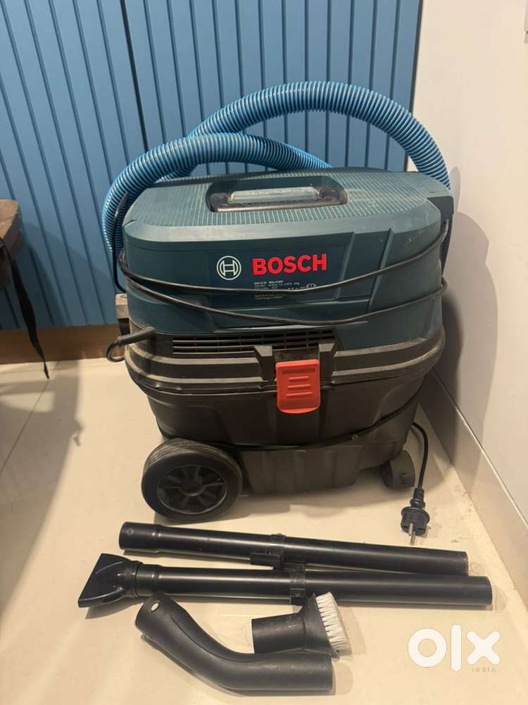 BOSCH Vacuum Cleaner GAS 12-25 (Wet/Dry) Less Used, like new condition