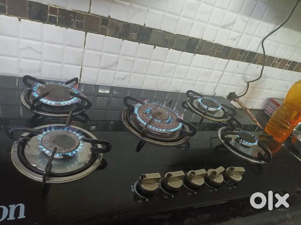 Ikon' s 5 burner stove for sale