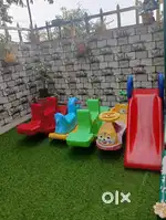 Siso ride ...for kids.. bright colour.. 4 jhule hai total