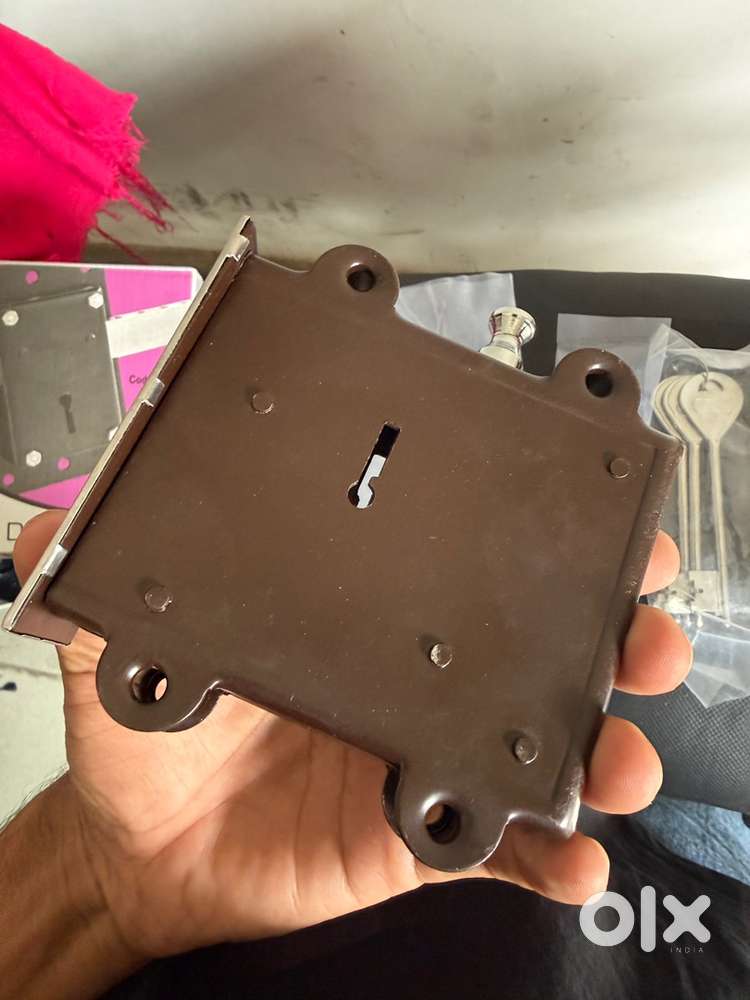 Single door interlock