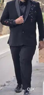 Suit for Rent or sale