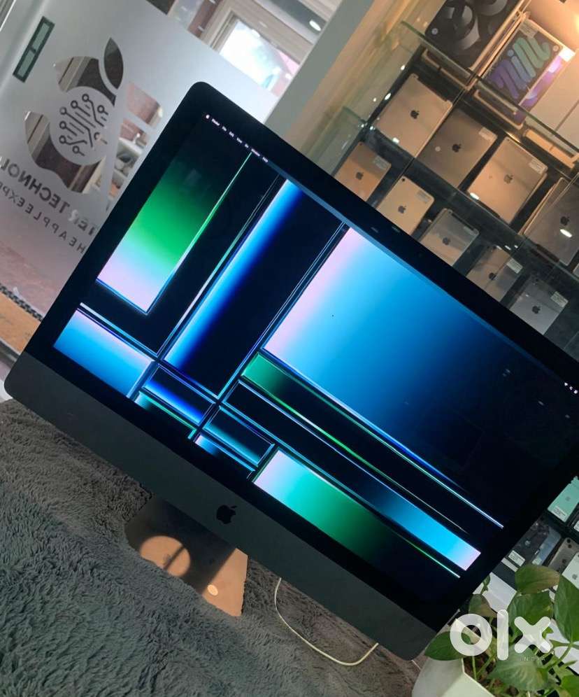 iMac Pro / 27inch / 64GB-1TB SSD / 2017 / 8Gb grphics / intel xeon