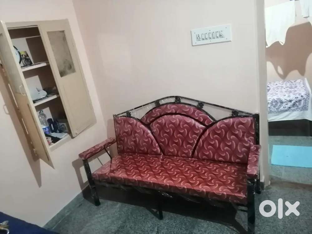 3 Seater Sofa in Good Condition