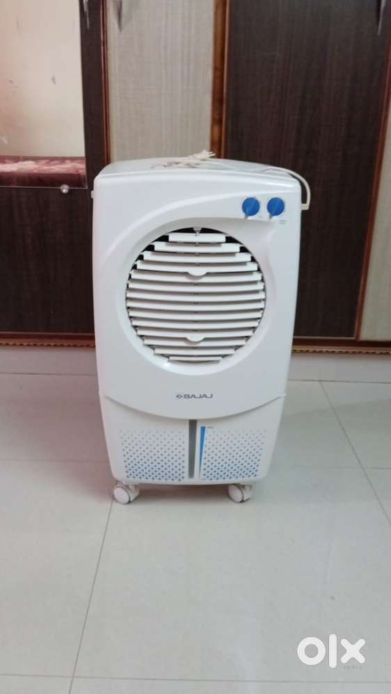 Bajaj cooler