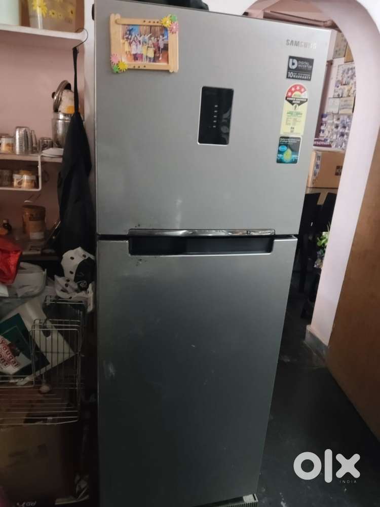 2 samsung double door fridges each one at 15000 rupees only