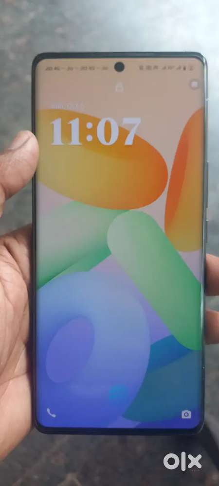 V40 5g 7 month old only