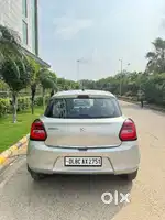 Maruti Suzuki Swift VXi + Manual, 2019, Petrol