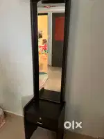 Engineered wooden dressing mirror with one shelf