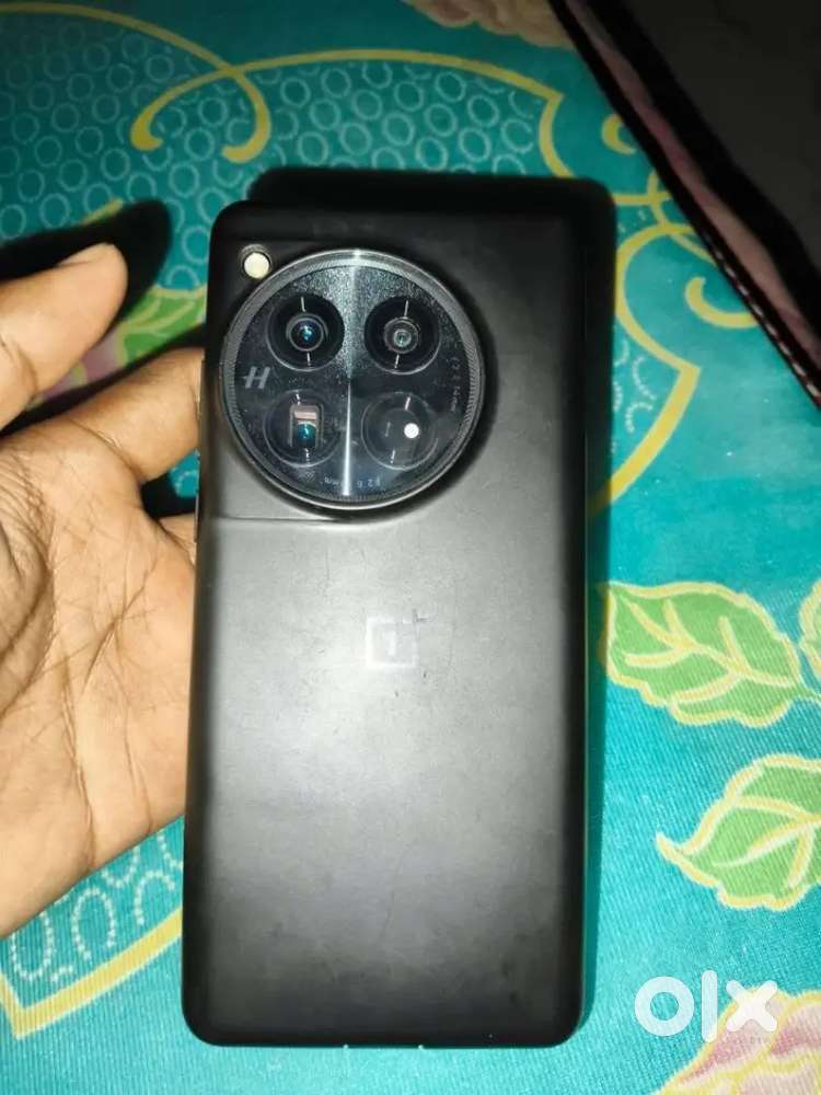 Oneplus 12 512gb/32gb ram 10k fix instant sell
