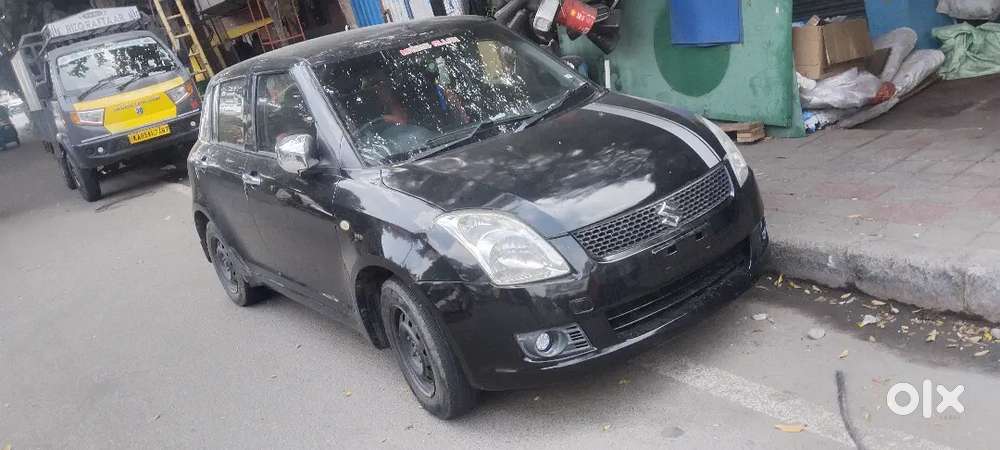 Maruti Suzuki Swift 2005 Petrol 840000 Km Driven