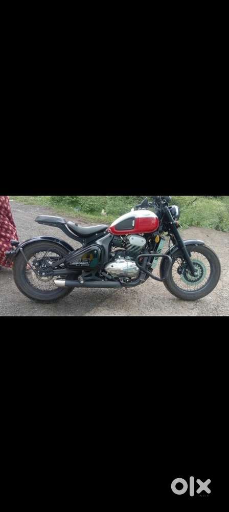 Only 8500 km chali hai full loded gaadi hai arjnet sell kernaa hai