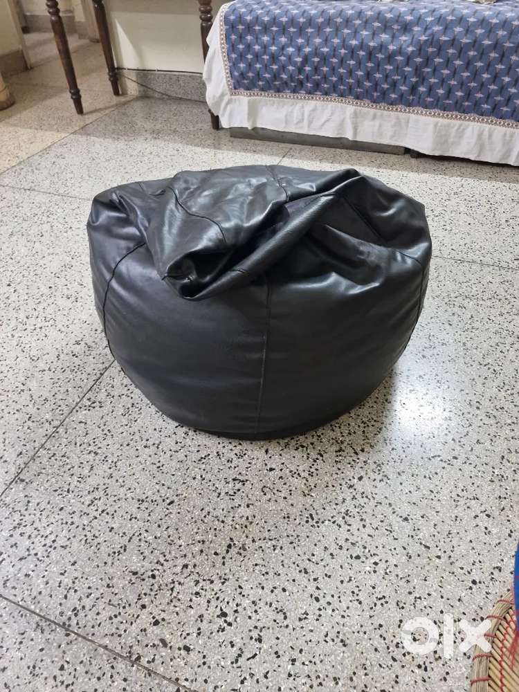 2 Bean Bags.