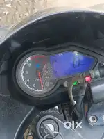 Pulsar 220 f
