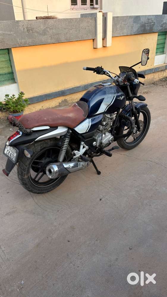 New new tire new battery with running Insurance latest service done