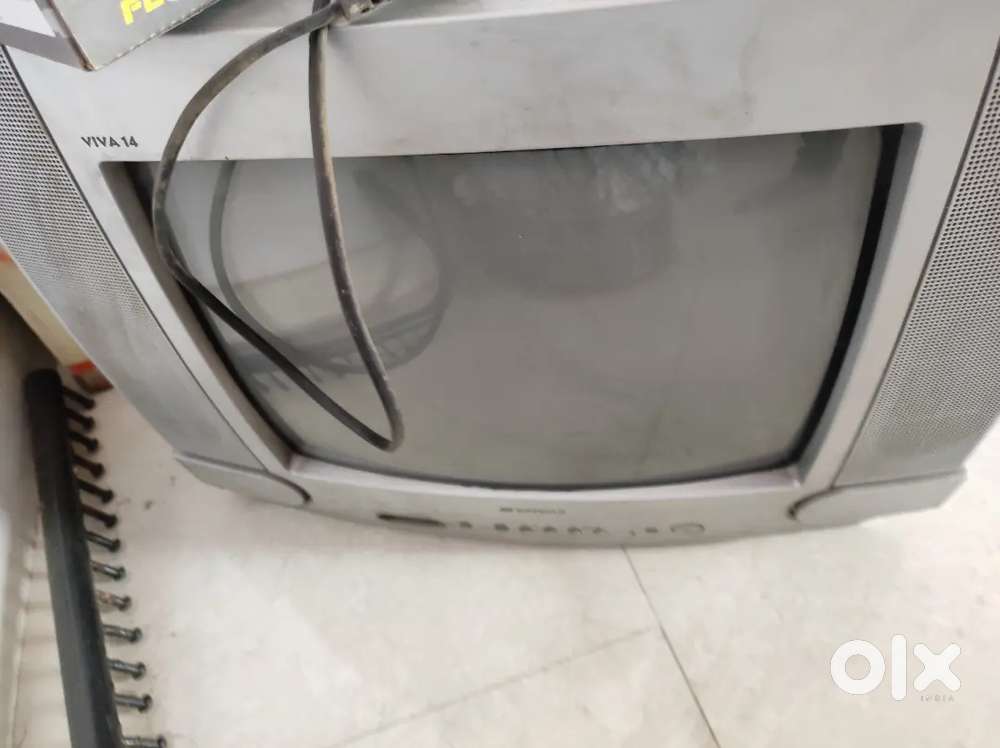 COLOUR TV  SANSUI 16 INCH  and LED computer  18.5 inch monitor .n