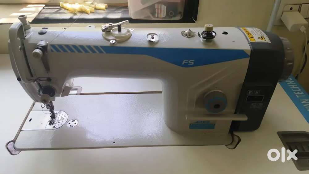 Jack F5 Sewing Machine