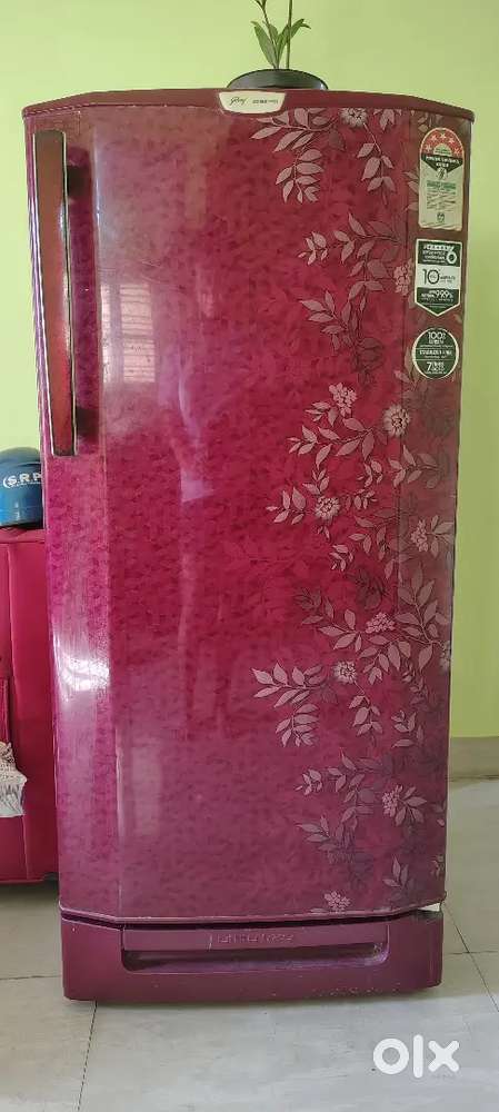 180 liter godrej fridge