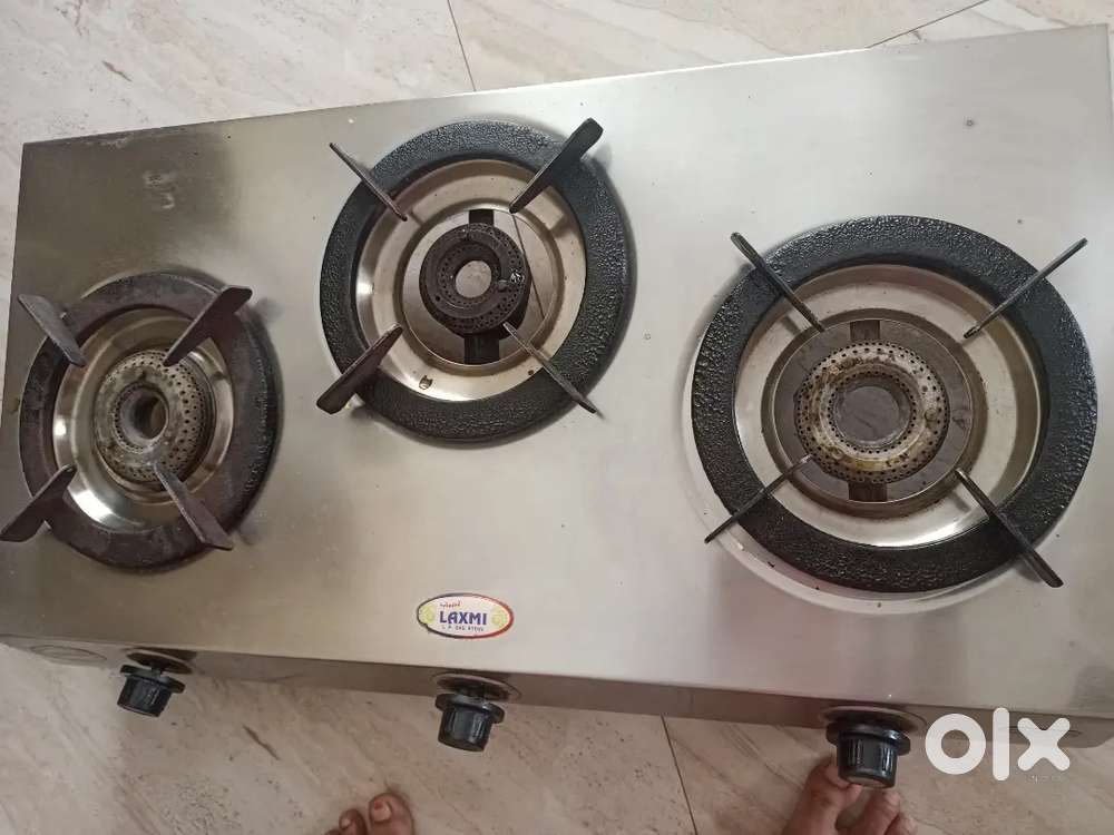 3 Burner Stainless Steel Gas Stove – Good Condition