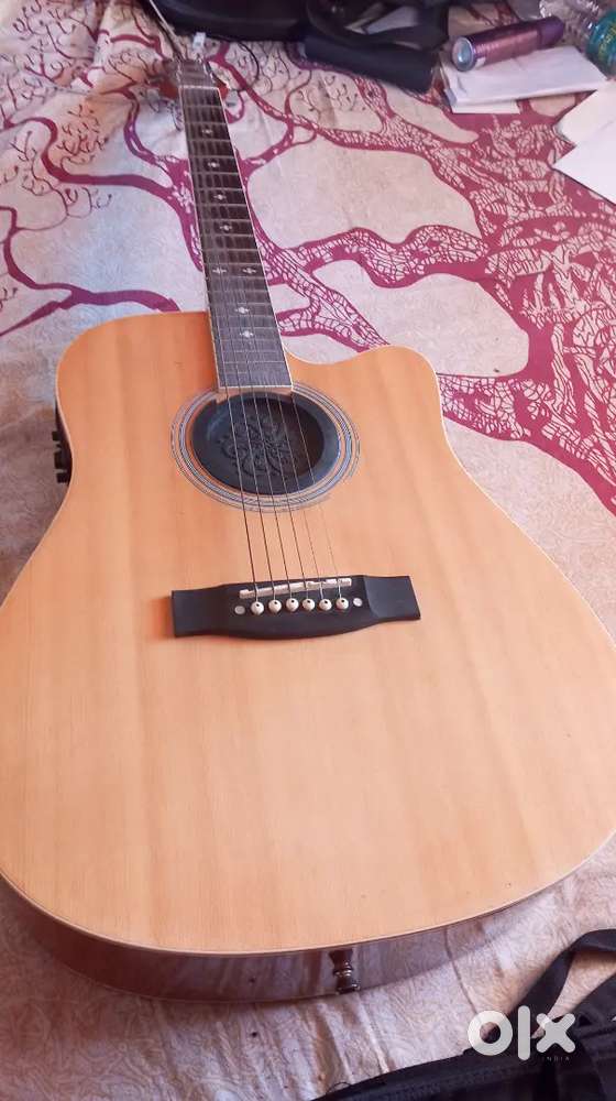 #gutair#hertzguitar#beachcolour