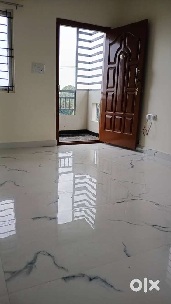 Semi furnished 2 bhk house for rent