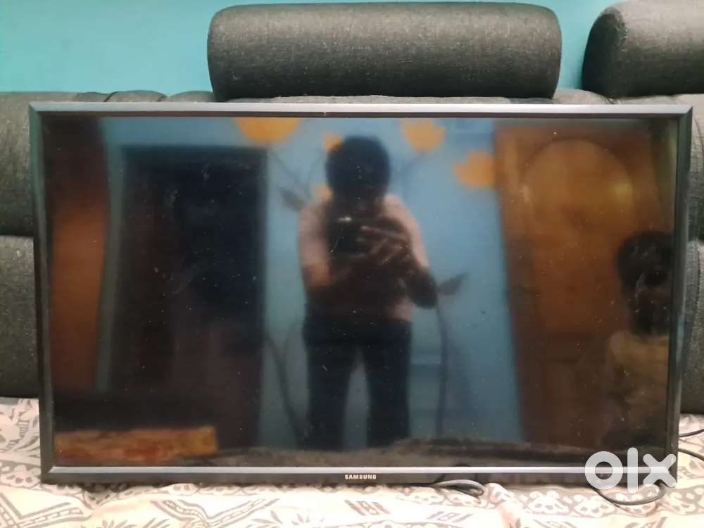 Samsung 32 inch TV