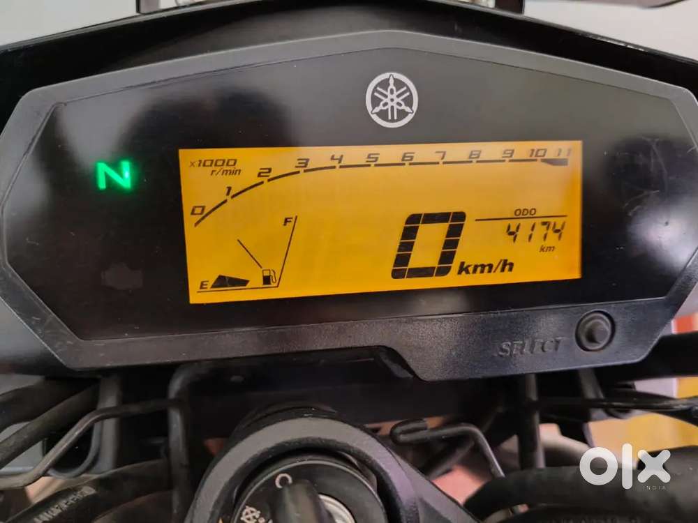 New condition bike FZ250