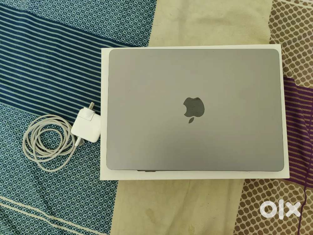 MacBook M2 Air 10/10