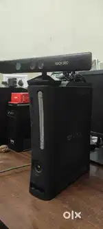 Xbox 360 with kinect 120 gb hdd remote nahi he on