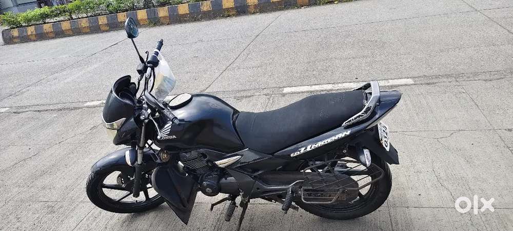 Unicorn 2014 full condition black color all paper clear