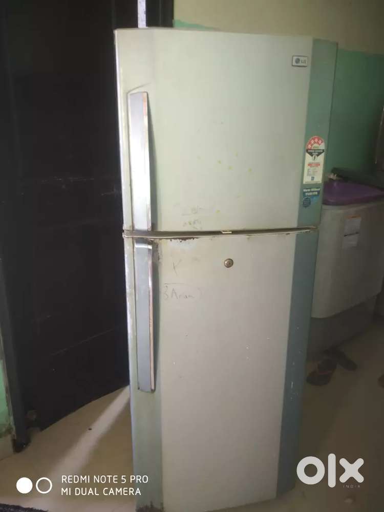 LG DOUBLE DOOR FRIDGE & VIDEOCON SEMI AUTOMATIC WASHING MACHINE