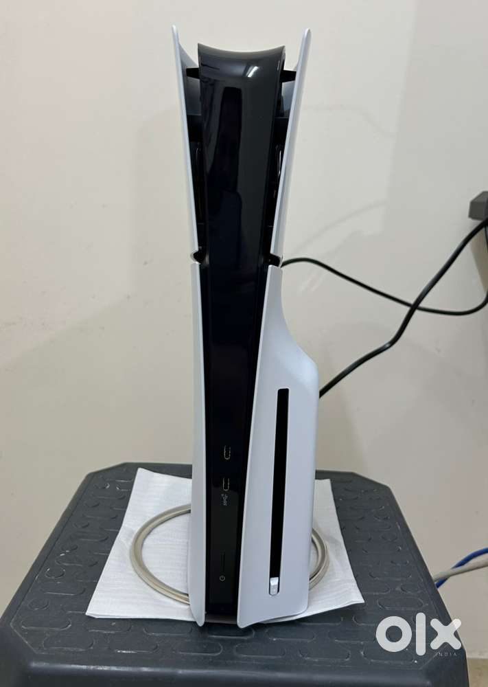 PlayStation 5 Digital Slim Edition + Disc