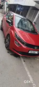 Tata altroz Condition is good only  one hand