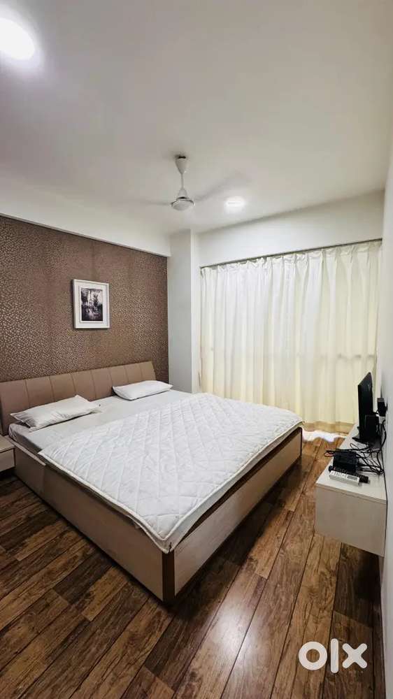 Fully furnished studio flat in Rajhans