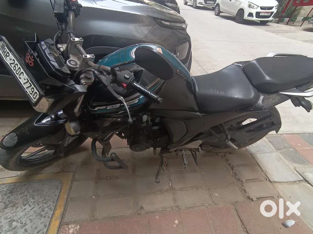 A decent condition Yamaha FZ Bike for sale