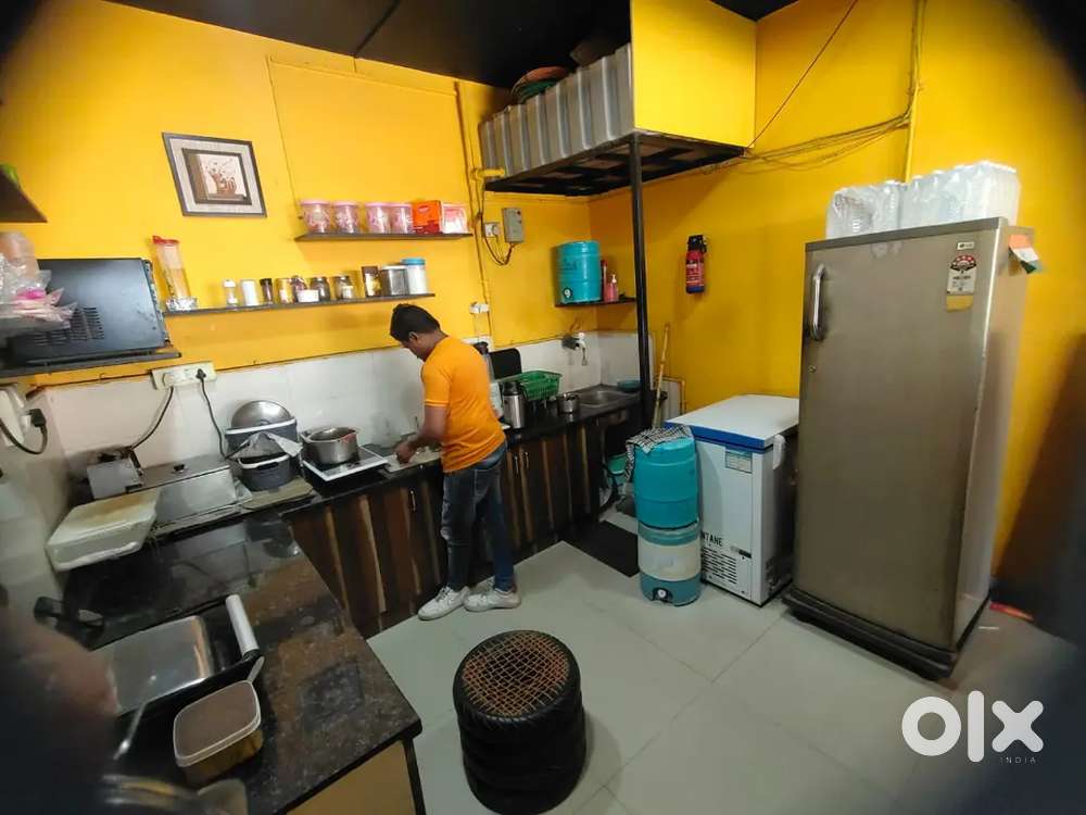 I want to sale all equipment and. furniture for cafe
