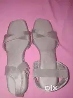 Messho and fripkart ka kuch Saman hai jisme sab kuch hai