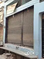 पीरगैब मेन रोड पर दुकान किराये पर उपलब्ध है - कंचन स्वीट्स के सामने