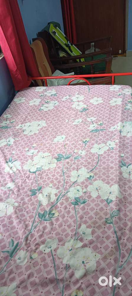 2 single iron beds with mattress for sale