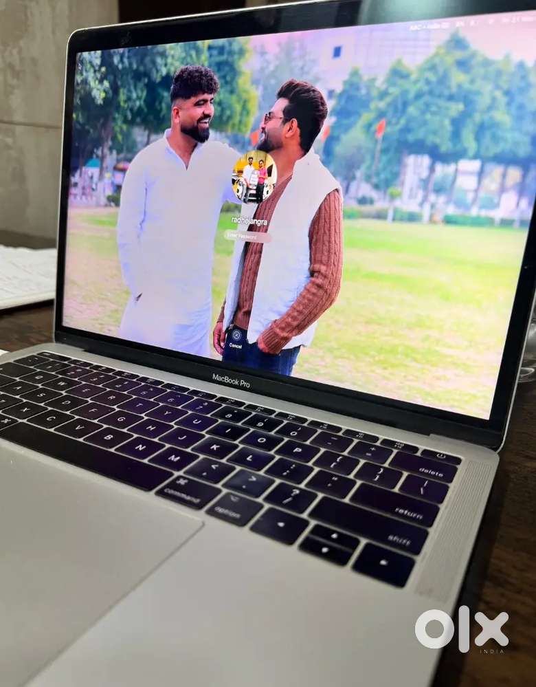 Macbook Pro 13- inch(2017)